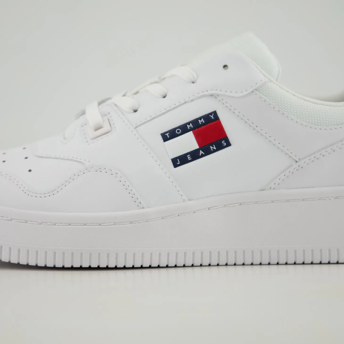 TJM RETRO BASKET ESS