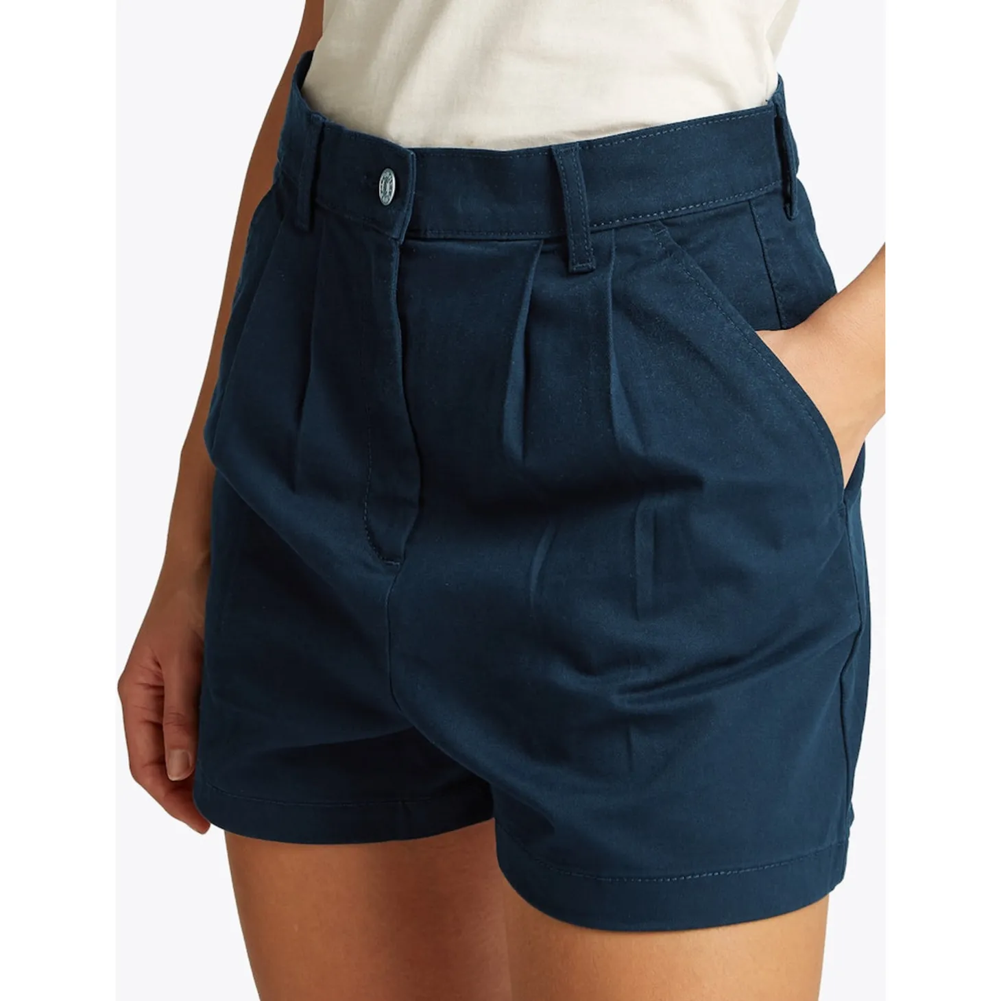 TJW CLAIRE HR PLEATED SHORT