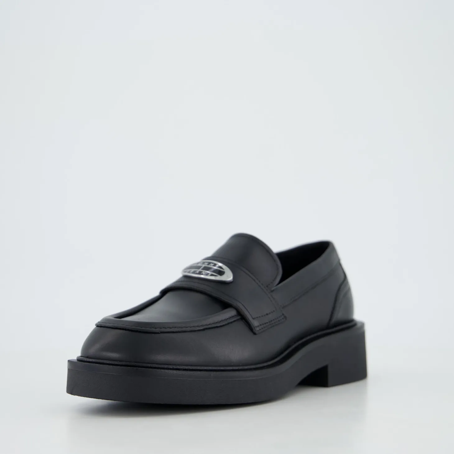 TJW FLAT LOAFER