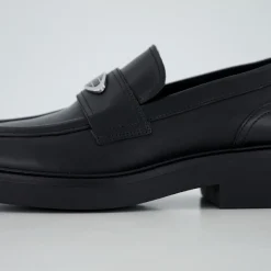 TJW FLAT LOAFER