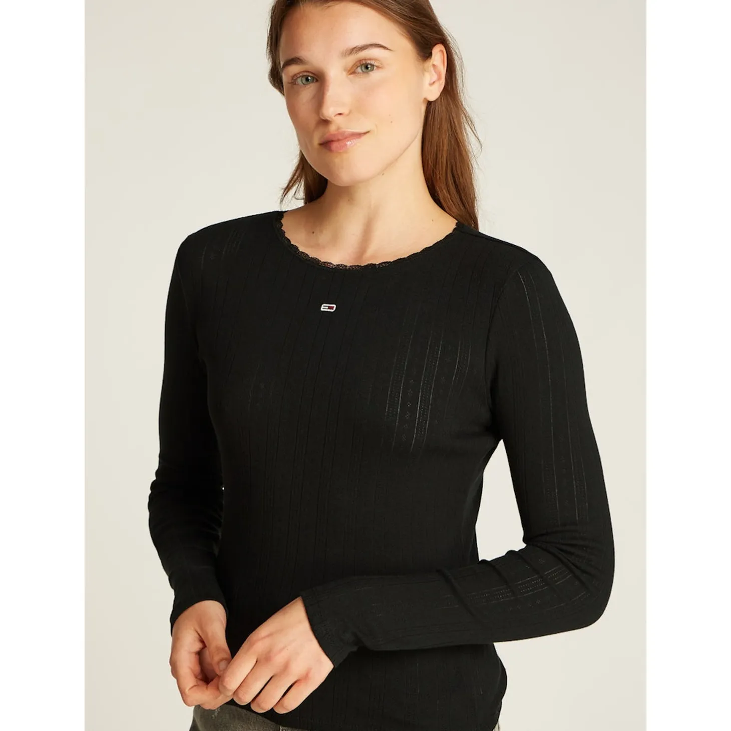 TJW SLIM POINTELLE RIB TEE LS