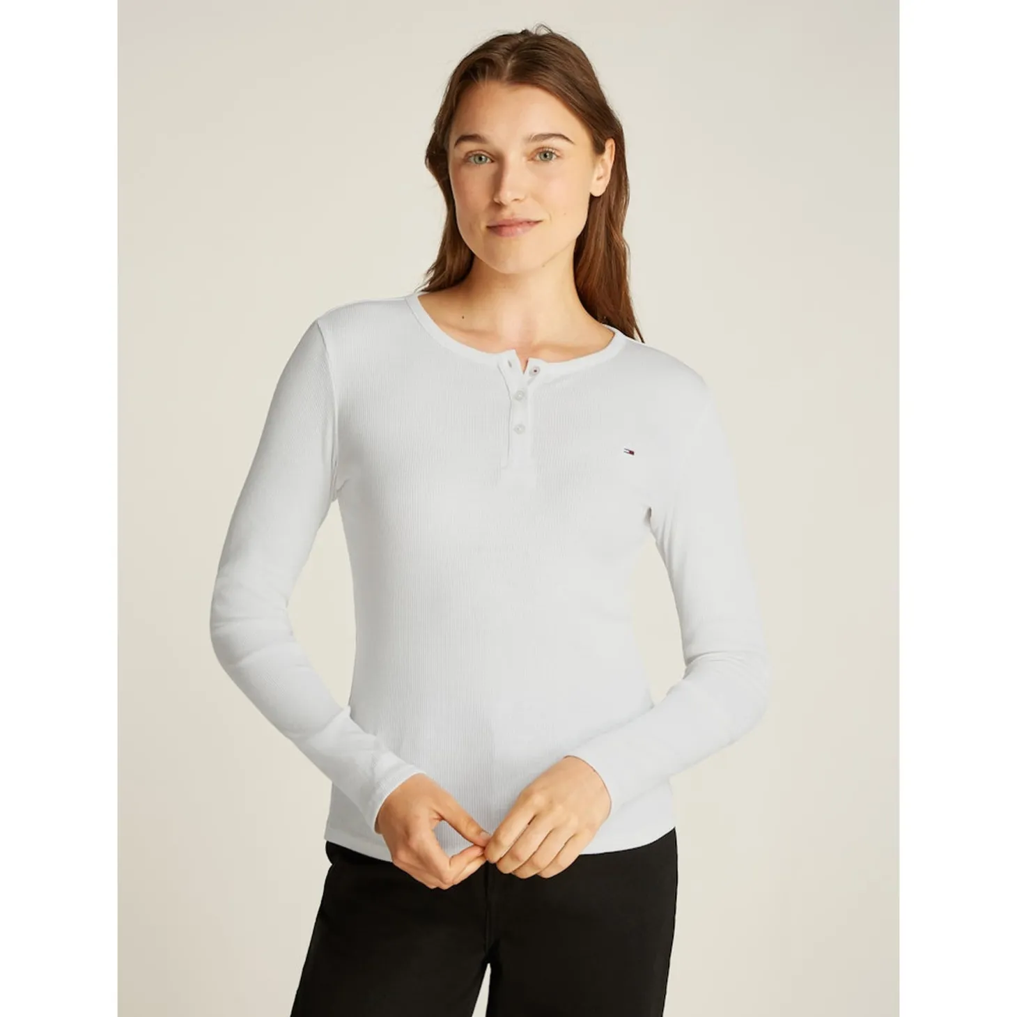 TJW SLM BUTTON RIB C-NECK LS E
