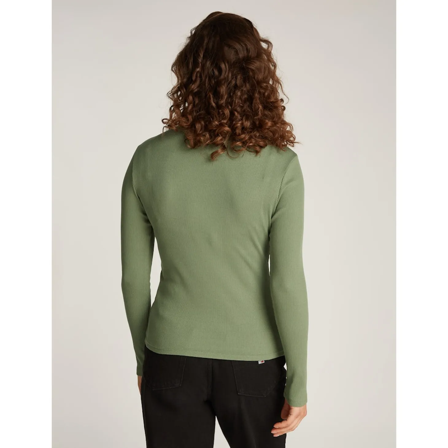 TJW SLM BUTTON RIB C-NECK LS E