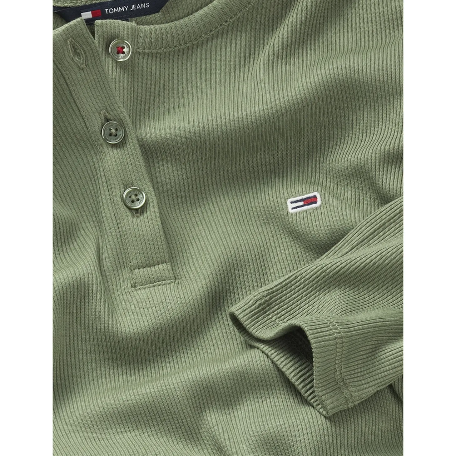 TJW SLM BUTTON RIB C-NECK LS E