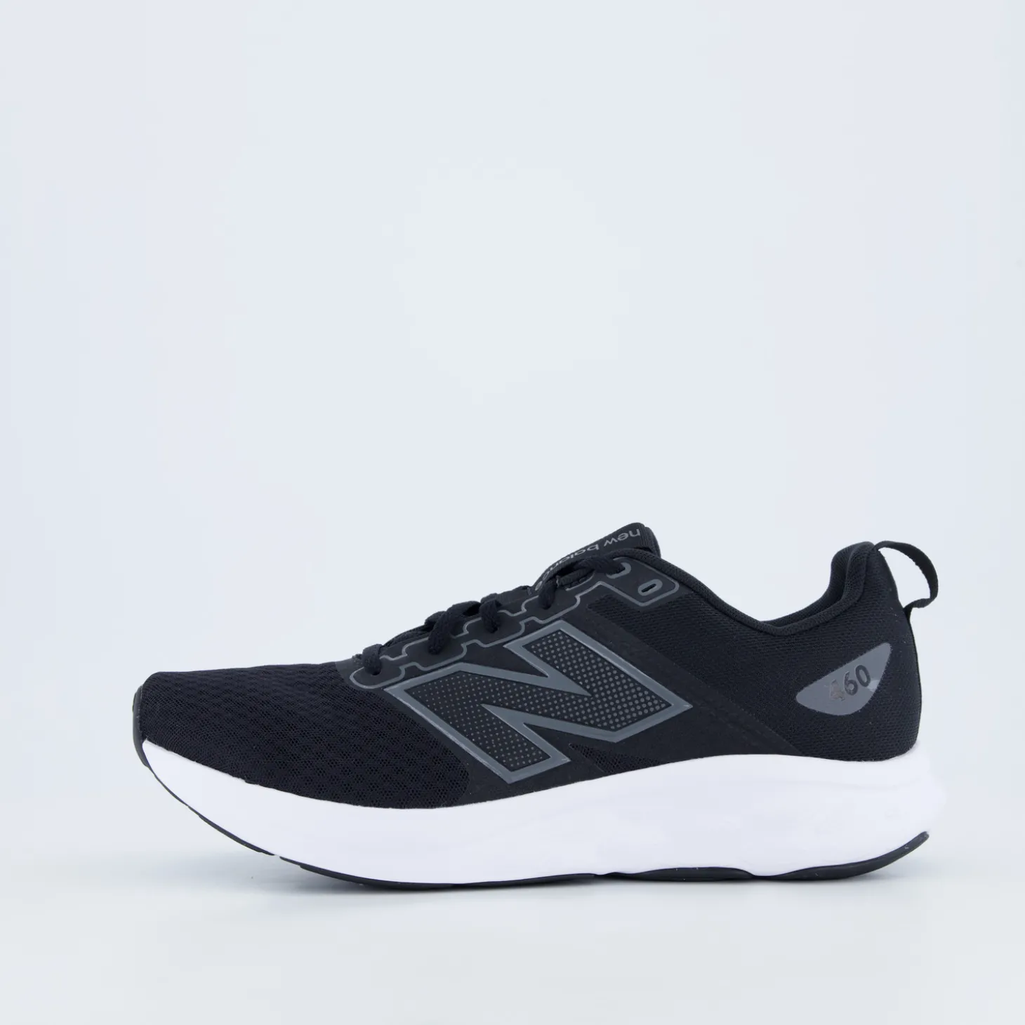 460 V4