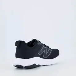 460 V4