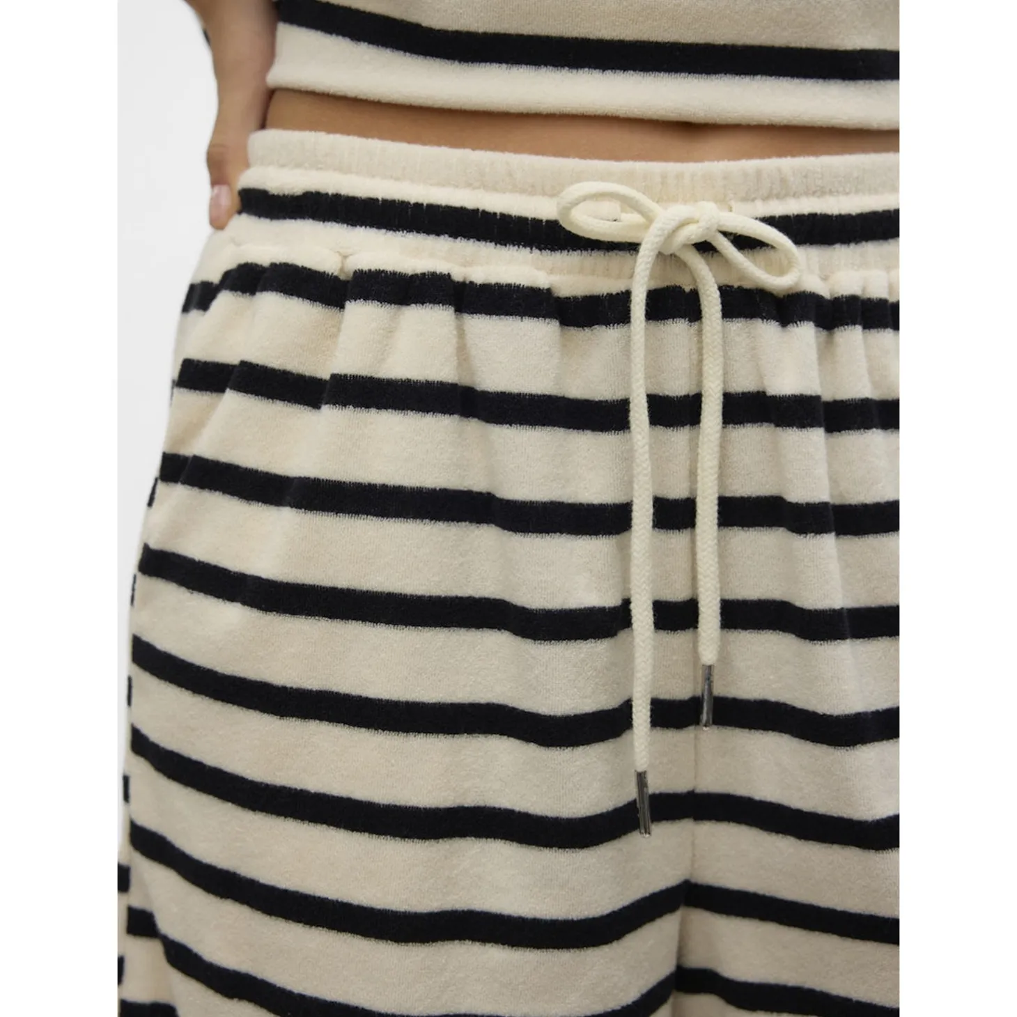 VMEMELI HW SHORTS JRS LCS
