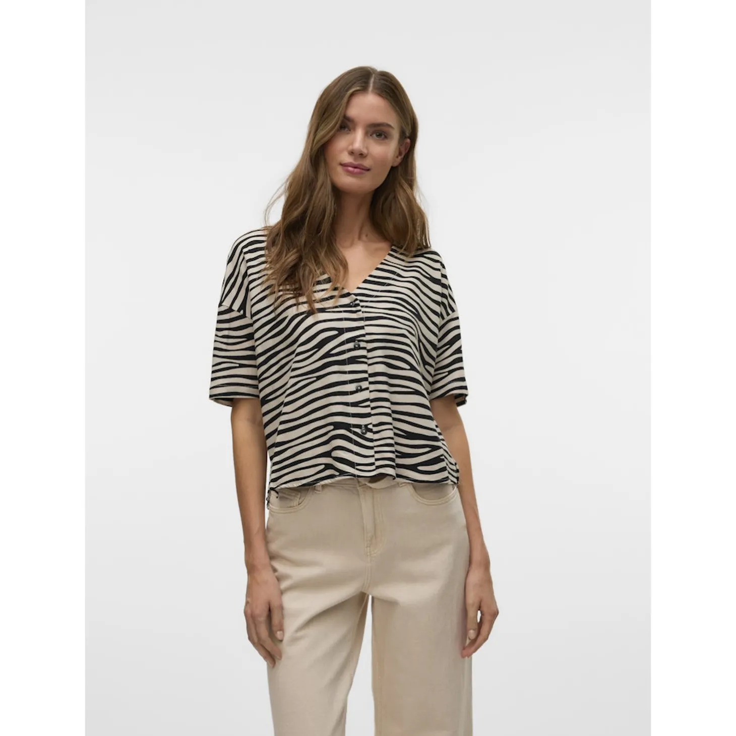 VMMYMILO 2/4 V-NECK SHIRT WVN