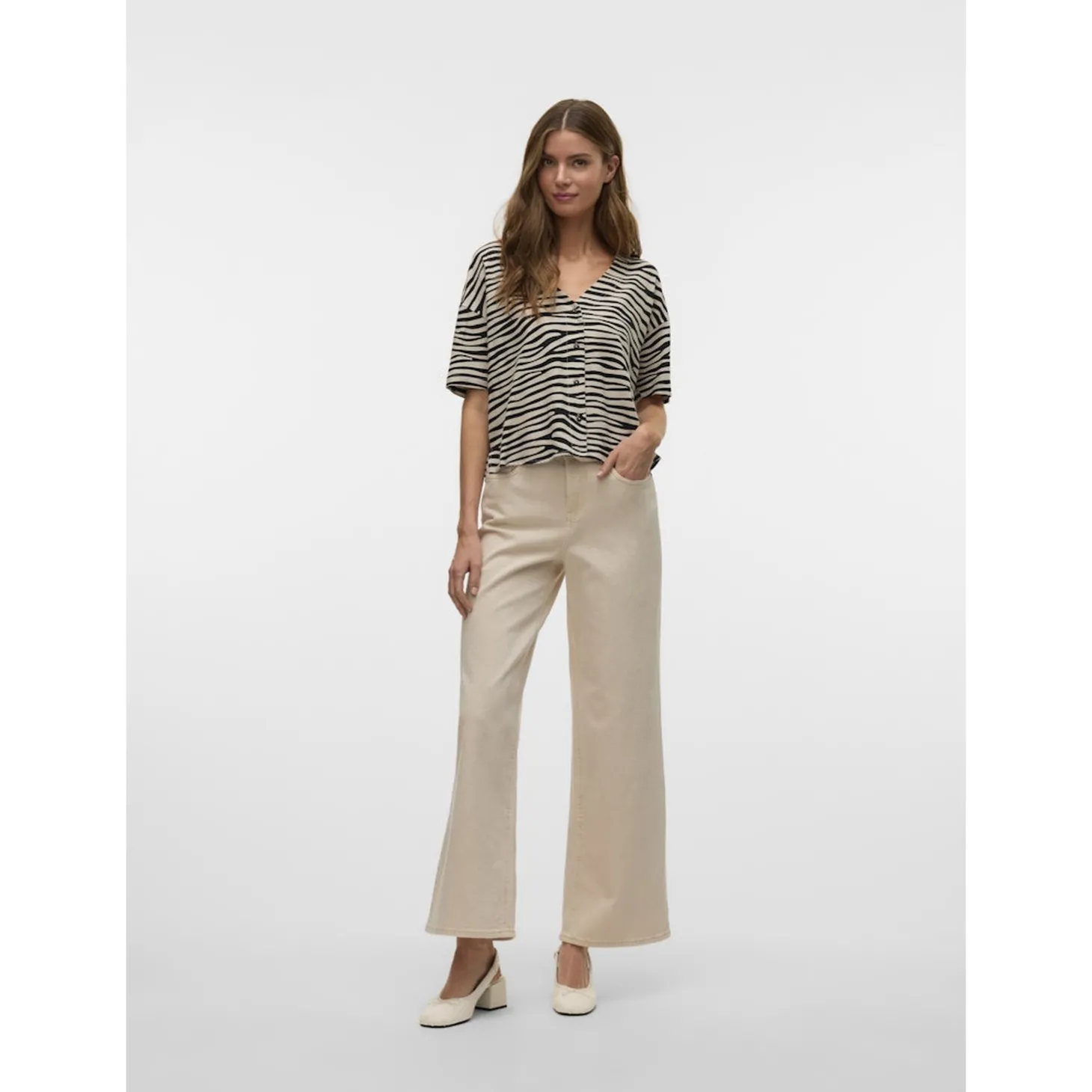 VMMYMILO 2/4 V-NECK SHIRT WVN