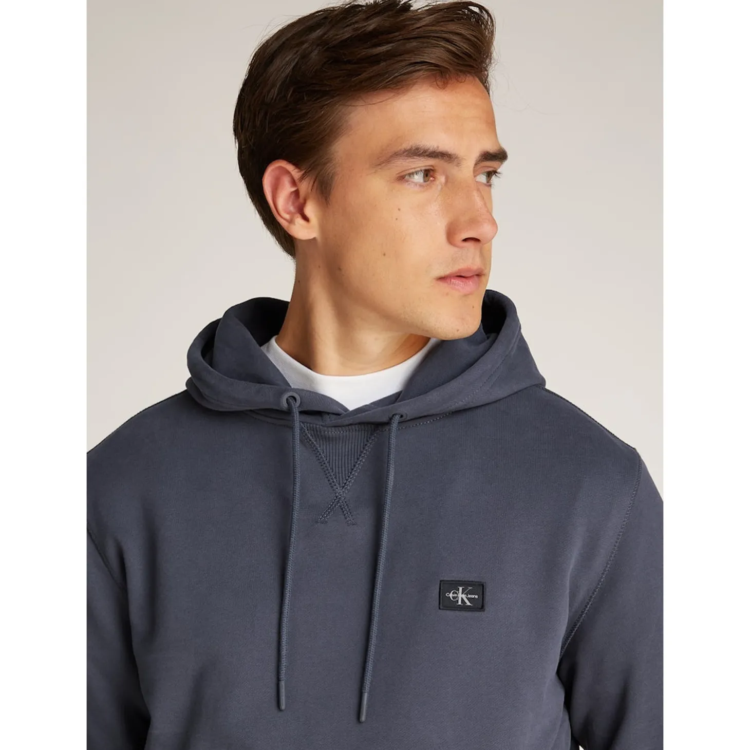 WOVEN LABEL HOODIE